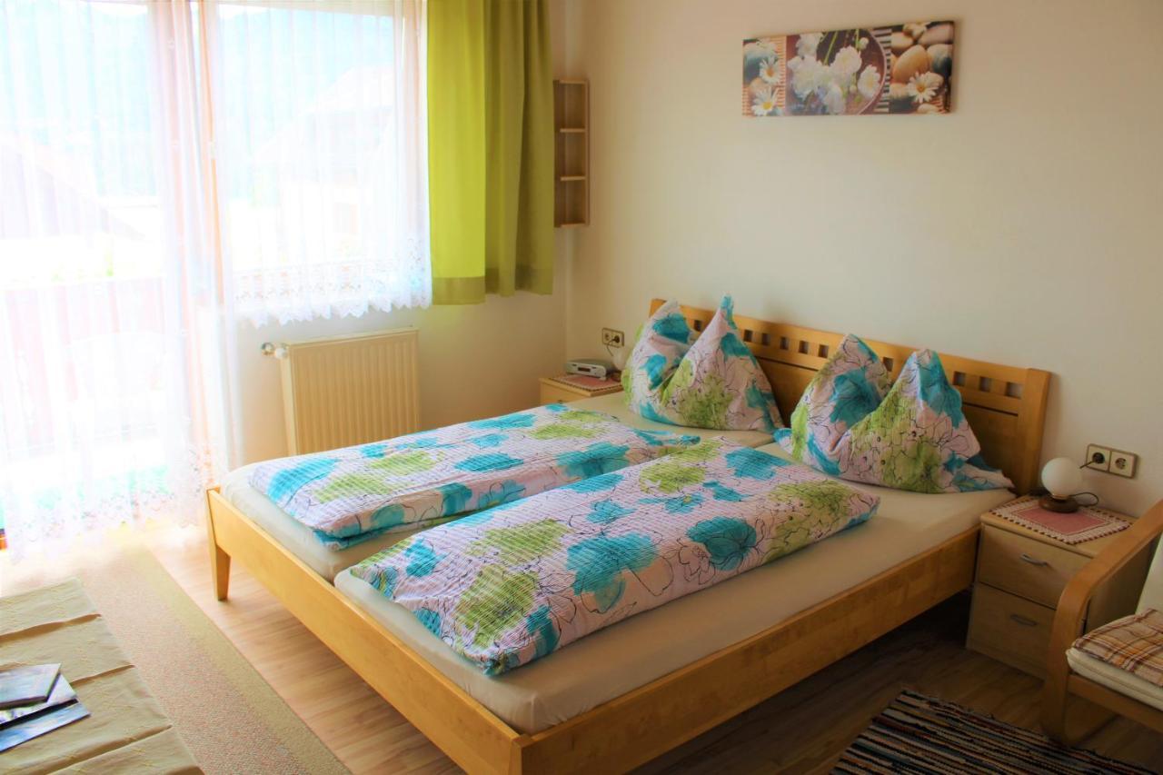 Gaestehaus Uggowitzer โดรโบลัค อัม ฟาเคอร์เซ ภายนอก รูปภาพ